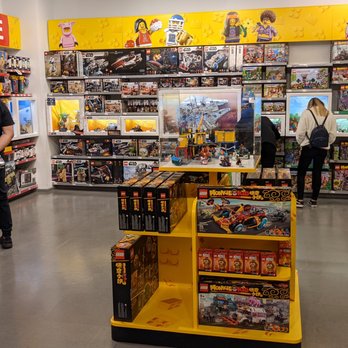 Lego Store - Toy Stores Near Me - Ontario, California