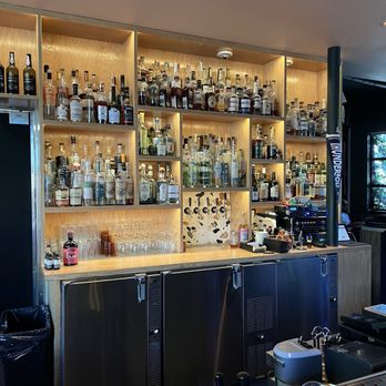 Thunderbolt - Seats at the bar - Bars Near Me - Los Angeles, California Thunderbolt - Seats at the bar - Bars Near Me - Los Angeles, California