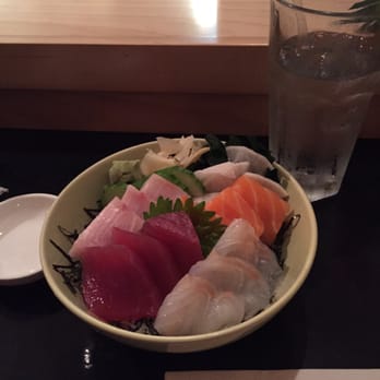 Murakami - Chirashi bowl with 4 types of fish for $14. - Japanese Near Me - Los Angeles, California Murakami - Chirashi bowl with 4 types of fish for $14. - Japanese Near Me - Los Angeles, California