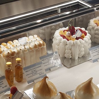 Une Glace à Paris - The cakes are like art work, delicate and deliciois - Ice Cream & Frozen Yogurt Near Me - Paris, 75 Une Glace à Paris - The cakes are like art work, delicate and deliciois - Ice Cream & Frozen Yogurt Near Me - Paris, 75