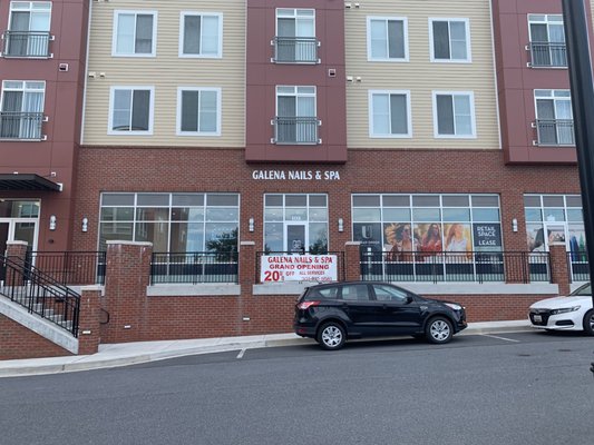 Nail Technicians - GALENA NAILS & SPA - 44 Photos & 63 Reviews - Urbana