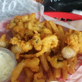 Whaleback Restaurant - Fried clam plate. - Bars Near Me - Sagamore, Massachusetts Whaleback Restaurant - Fried clam plate. - Bars Near Me - Sagamore, Massachusetts