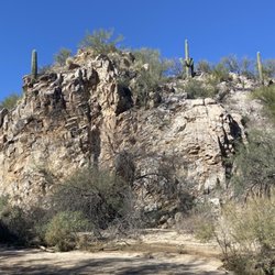 Honey Bee Park - Stunning desert scenery. Nov, 2025.