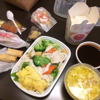Hong Kong - Egg Drop Soup, Egg Roll, Spring Roll & 86. Chicken with Mixed Vegetable! - Chinese Near Me - Carmel, Indiana