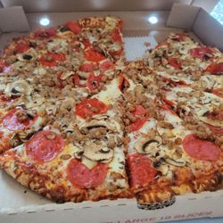 City Pizza - Scarborough - XL Pizza 3 toppings