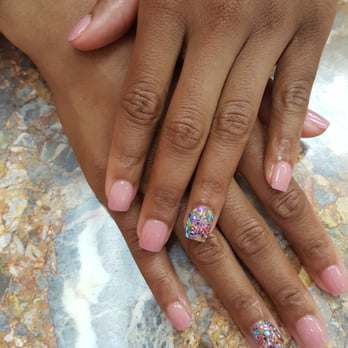 Miracle Nails - LILY IS THE BEST WITH THE DIPPING POWDER MY NAILS ARE FLAWLESS. THE OTHER NAIL TECHNICIANS ARE MARVELOUS AS WELL. Kim I love you - Nail Salons Near Me - Houston, Texas
