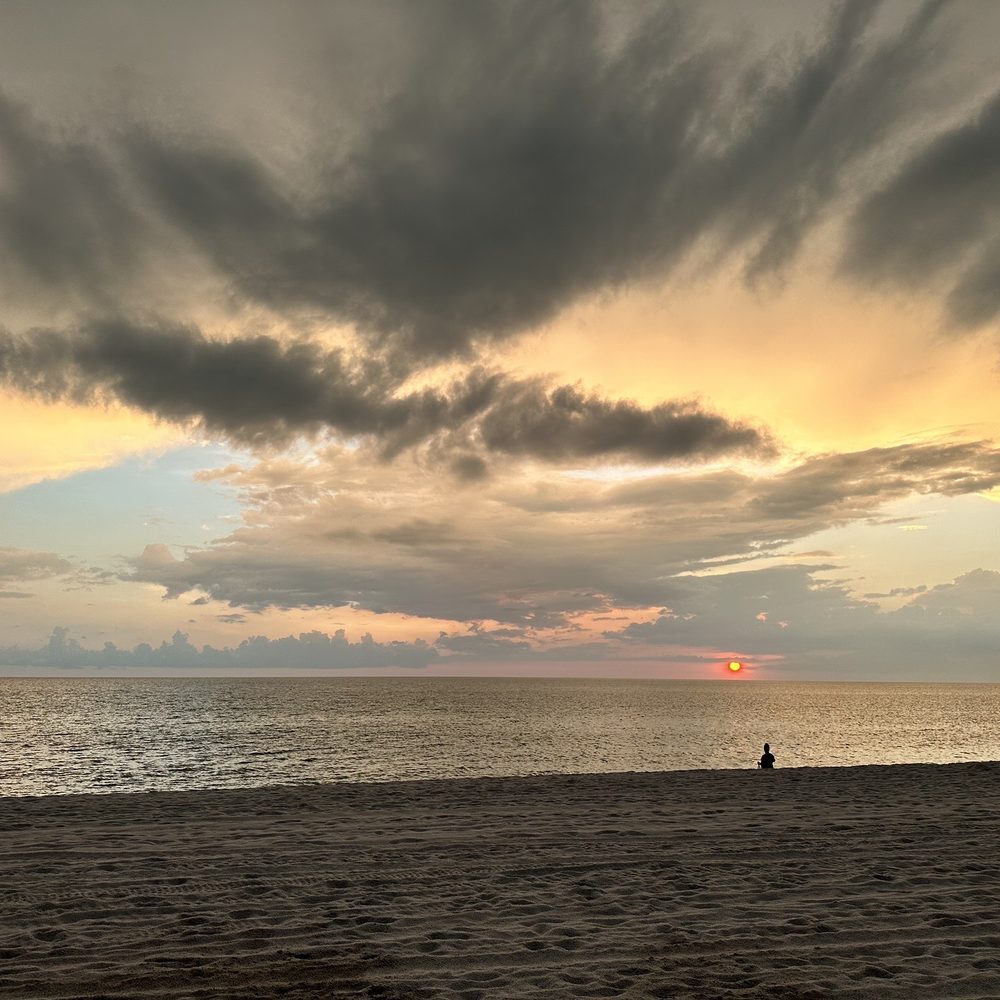 Surfside Club - Beautiful sunsets! - Social Clubs Near Me - Naples, Florida Surfside Club - Beautiful sunsets! - Social Clubs Near Me - Naples, Florida