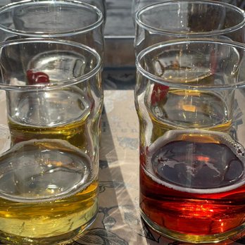 Virtue Cider - Flight of ciders - Cideries Near Me - Fennville, Michigan Virtue Cider - Flight of ciders - Cideries Near Me - Fennville, Michigan