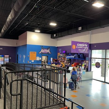 Altitude Trampoline Park - Franklin - Inside - Trampoline Parks Near Me - Franklin, Massachusetts