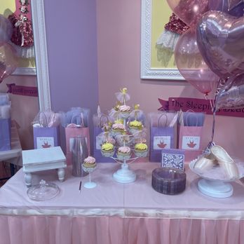 Tutu School Green Hills - Dessert and favor table - Dance Schools Near Me - Nashville, Tennessee Tutu School Green Hills - Dessert and favor table - Dance Schools Near Me - Nashville, Tennessee