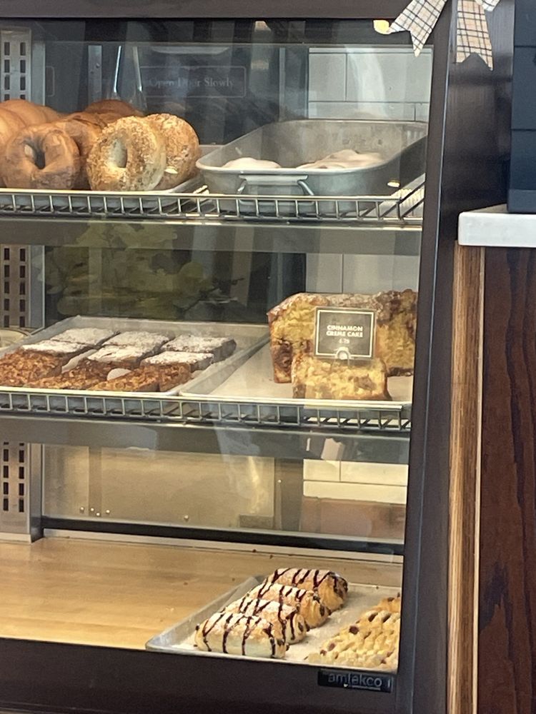 Corner Bakery Cafe - Photo 3