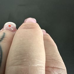 VHT Nails & Spa