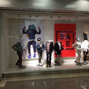 【プラザ商店】 GAPストア ランドマークプラザ店 - Updated June 2026 - 西区
