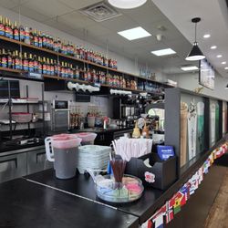 Aroma Joe's Wrentham - Pick up counter