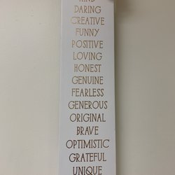 Tasaki Thomas K MD - Nice wall signage