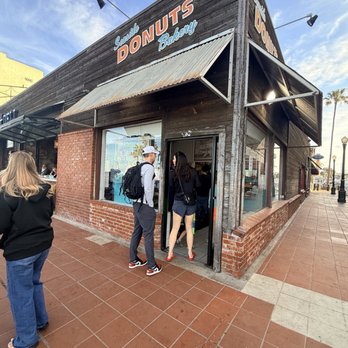 Seaside Donuts Bakery - Outside - Bakeries Near Me - Newport Beach, California Seaside Donuts Bakery - Outside - Bakeries Near Me - Newport Beach, California