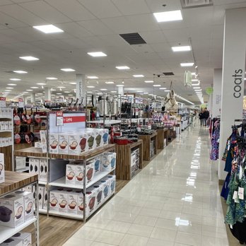 Boscov's - Gadgets and small appliances - Department Stores Near Me - Niles, Ohio