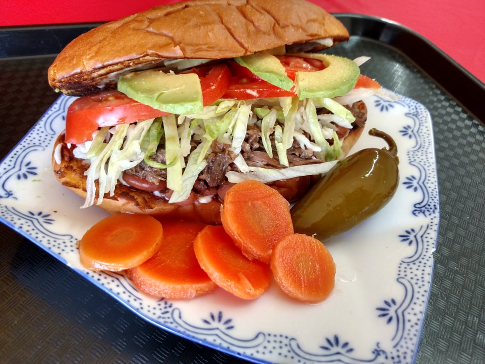 Birrieria Del Pueblo & Cantina