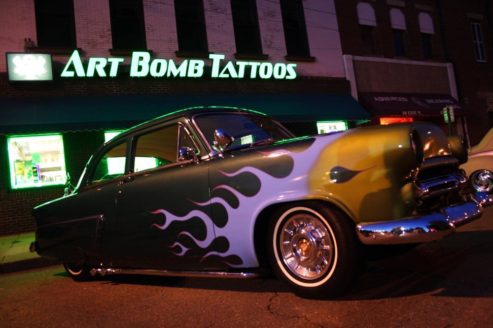 Art Bomb Tattoos Logo