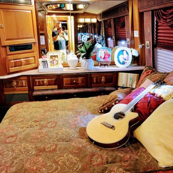 Dollywood - Dolly's bedroom in her old tour bus - Amusement Parks Near Me - Pigeon Forge, Tennessee