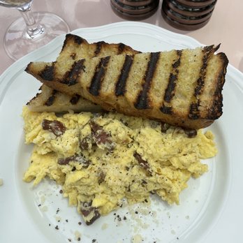 Contessa - Boston - Carbonara - Italian Near Me - Boston, Massachusetts Contessa - Boston - Carbonara - Italian Near Me - Boston, Massachusetts