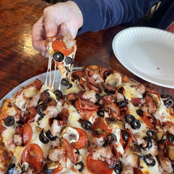 Wild River Brewing & Pizza - Wild River Brewry and Pizza - Deli Delight - September 27, 2024 - Pizza Near Me - Cave Junction, Oregon