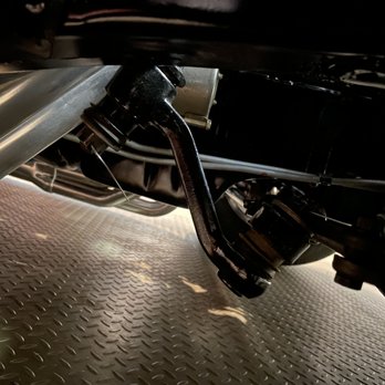 Kartunes Automotive - Idler arm to main drag link. Not cotter pins and castle nuts not torque to specs - Auto Repair Near Me - Edmonton, Alberta Kartunes Automotive - Idler arm to main drag link. Not cotter pins and castle nuts not torque to specs - Auto Repair Near Me - Edmonton, Alberta