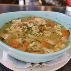 Se7ens Sports Bar & Grill - Chicken noodle soup