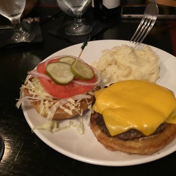 Southwood Kitchen - Cheeseburger is always a great choice! - Seafood Near Me - Daphne, Alabama Southwood Kitchen - Cheeseburger is always a great choice! - Seafood Near Me - Daphne, Alabama