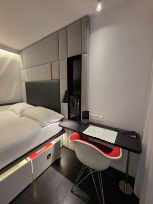 citizenM Paris Gare de Lyon by null