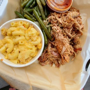 Smohk RVA BBQ - Pulled pork platter with delicious green beans, mac n cheese and apple BBQ sauce - Barbeque Near Me - Richmond, Virginia Smohk RVA BBQ - Pulled pork platter with delicious green beans, mac n cheese and apple BBQ sauce - Barbeque Near Me - Richmond, Virginia