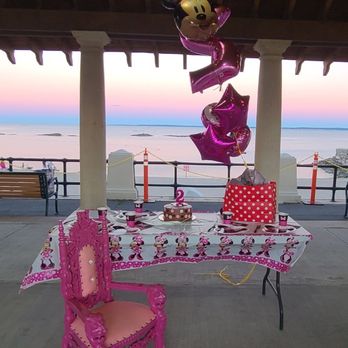 Beascakes Bakery - Minnie themed 2nd birthday for my daughter - Bakeries Near Me - Armonk, New York Beascakes Bakery - Minnie themed 2nd birthday for my daughter - Bakeries Near Me - Armonk, New York