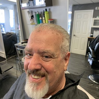 Modern Barbershop - After! One happy customer! - Barbers Near Me - Stratford, Connecticut Modern Barbershop - After! One happy customer! - Barbers Near Me - Stratford, Connecticut