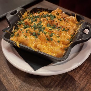 Old Skool Cafe - Fresh Macaroni drenched in our 3 Cheese Sauce topped with melted cheddar cheese - Soul Food Near Me - San Francisco, California Old Skool Cafe - Fresh Macaroni drenched in our 3 Cheese Sauce topped with melted cheddar cheese - Soul Food Near Me - San Francisco, California