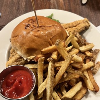 MangoSeed Restaurant - Fish sandwich - Caribbean Near Me - Brooklyn, New York