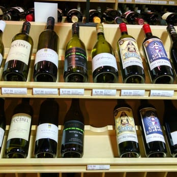 Lowcountry Wine & Spirits - New Zealand Sauvignon Blancs - Beer, Wine & Spirits Near Me - Charleston, South Carolina Lowcountry Wine & Spirits - New Zealand Sauvignon Blancs - Beer, Wine & Spirits Near Me - Charleston, South Carolina