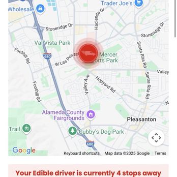 Edible Arrangements - 446pm - Driver is 4 stops away, but this business emailed me at 457pm  that the arrangement was delivered - it wasn't delivered. - Gift Shops Near Me - Pleasanton, California