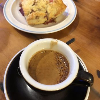 Paquebot Vieux Mtl - Coffee & Tea Near Me - Montreal, Quebec Paquebot Vieux Mtl - Coffee & Tea Near Me - Montreal, Quebec