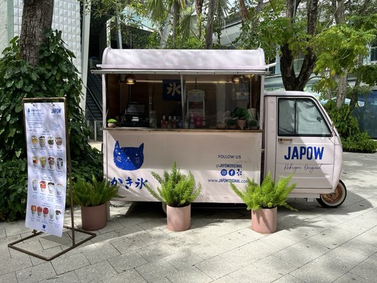 Japow by null