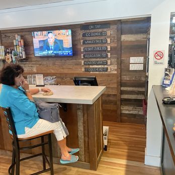 Cape Flats  - Pizza Near Me - Yarmouth Port, Massachusetts