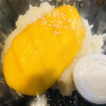 Miya - Mango Sticky Rice - Thai Near Me - Altadena, California