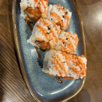 Kakai Sushi - Spicy salmon roll - Sushi Bars Near Me - Vancouver, British Columbia