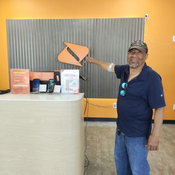 Boost Mobile - Customer service - Mobile Phones Near Me - Riverside, California