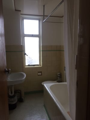 Hotel Waterloo & Backpackers by null