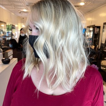 iGlow Beauty Room - Hair Salons Near Me - El Cajon, California
