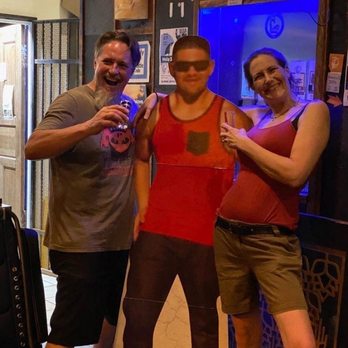 Fluid - Beer, Wine & Spirits Near Me - San Antonio del Mar, BCN Fluid - Beer, Wine & Spirits Near Me - San Antonio del Mar, BCN
