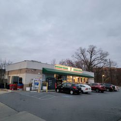 W Express - 7-11