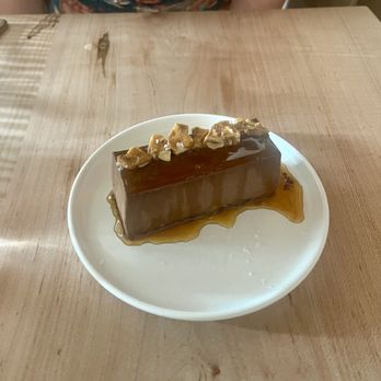 Brodeto - Dark chocolate custard -- didn't taste like dark chocolate, super sweet (almost cloyingly so) - Seafood Near Me - Raleigh, North Carolina