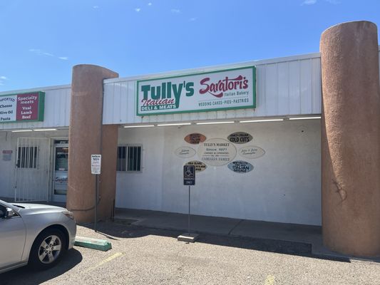 Tully's Italian Deli by null