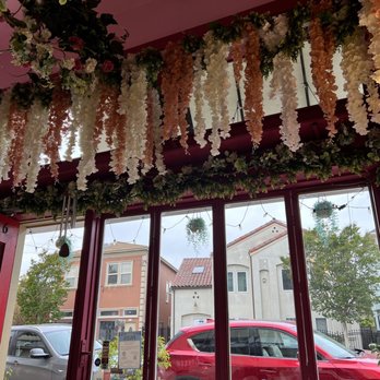 Damask Rose Coffee - Long windows giving spacious vibes - Coffee & Tea Near Me - Oakland, California Damask Rose Coffee - Long windows giving spacious vibes - Coffee & Tea Near Me - Oakland, California